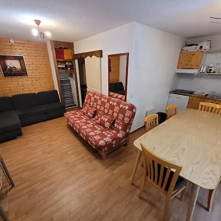 Altitude Apartment *
