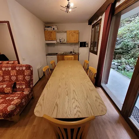 Altitude Apartment